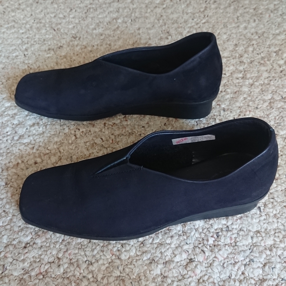 Arche Black Denako Sleek Slip-On black nubuck leather shoes size 37
